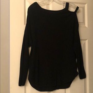 Open shoulder Express sweater